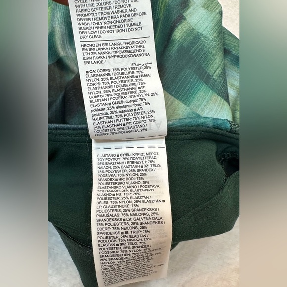 Athleta Green Fitted Crop Tank Top - Picture 11 of 12